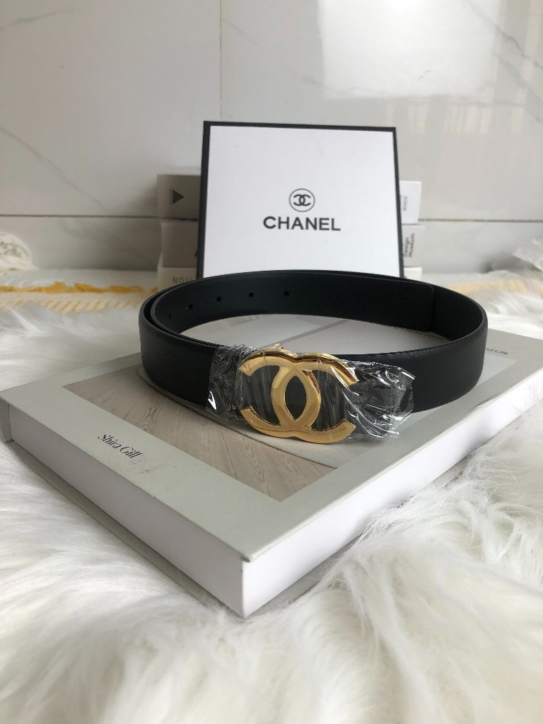 Chanel Classic Black Leather Belt With Gold Cc Buckle